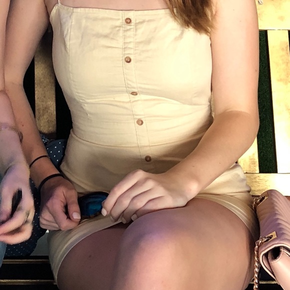 BACKLESS DRESS - Picture 4 of 4